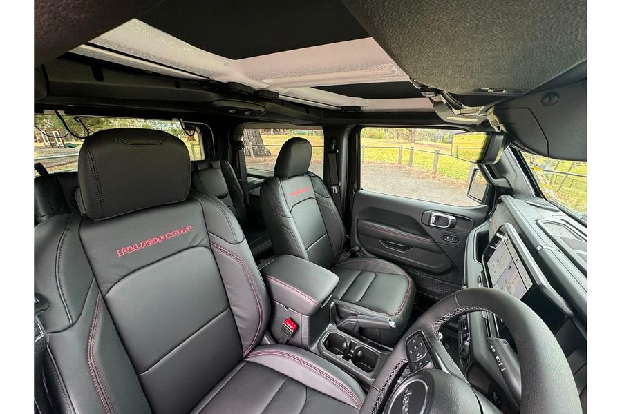 2025 Jeep Wrangler Rubicon JL Photo 16