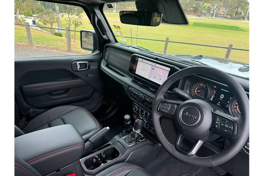 2025 Jeep Wrangler Rubicon JL Photo 14