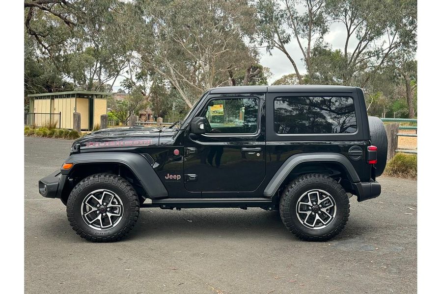 2025 Jeep Wrangler Rubicon JL Photo 4