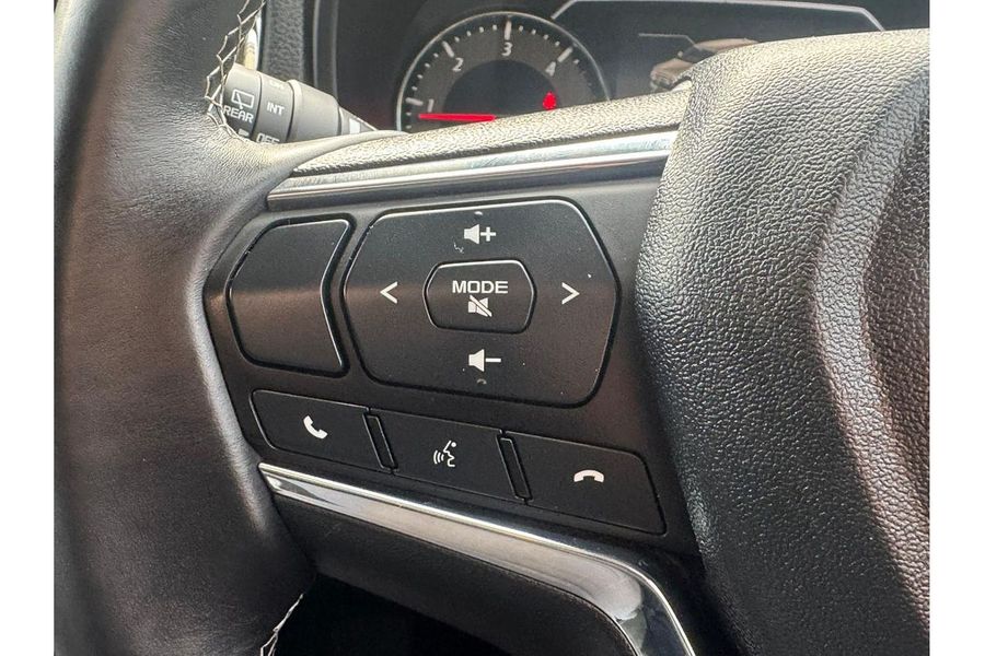 2022 Isuzu MU-X LS-U Photo 15