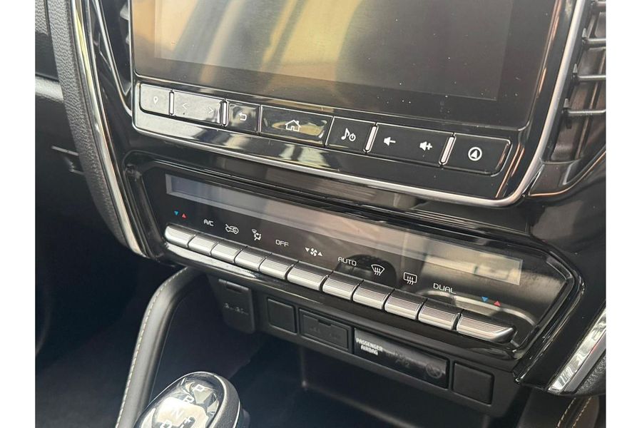 2022 Isuzu MU-X LS-U Photo 14
