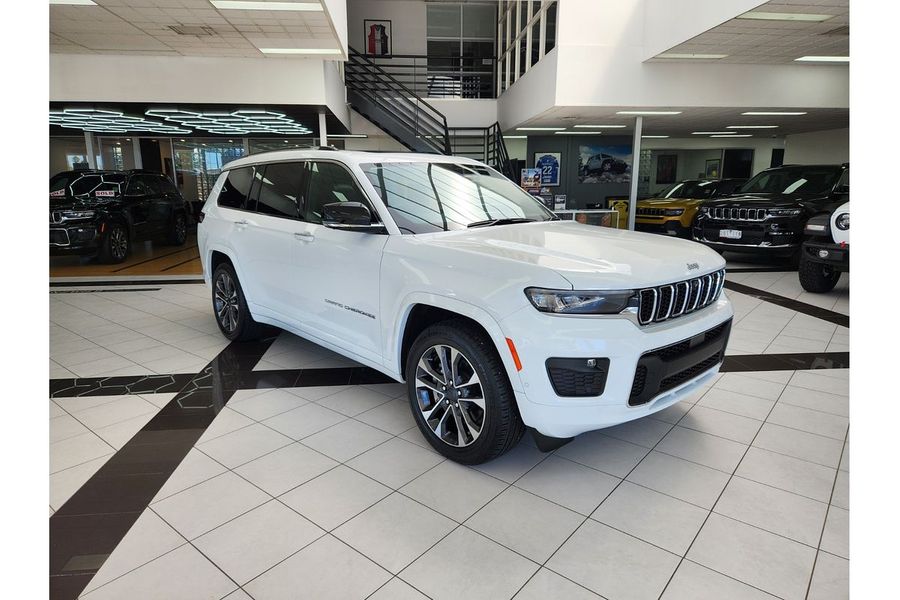2023 Jeep Grand Cherokee Overland WL Photo 1