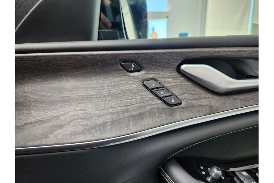 2023 Jeep Grand Cherokee Overland WL Photo 23