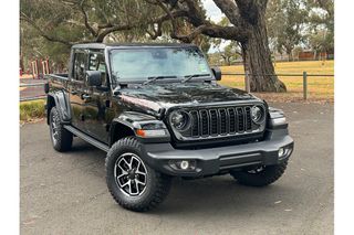 2025 Jeep Gladiator Rubicon JT All Wheel Drive Thumbnail