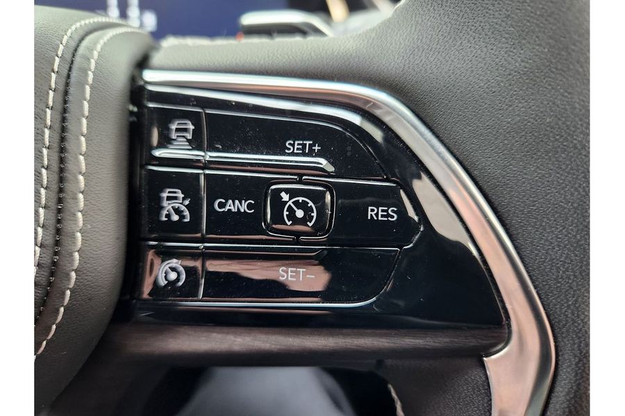 2023 Jeep Grand Cherokee Overland WL Photo 20
