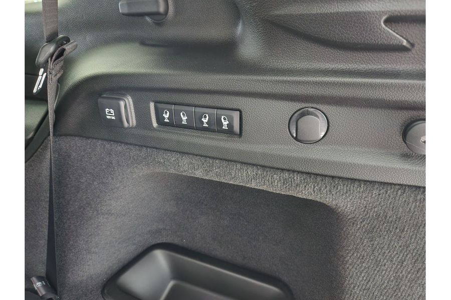2023 Jeep Grand Cherokee Overland WL Photo 24