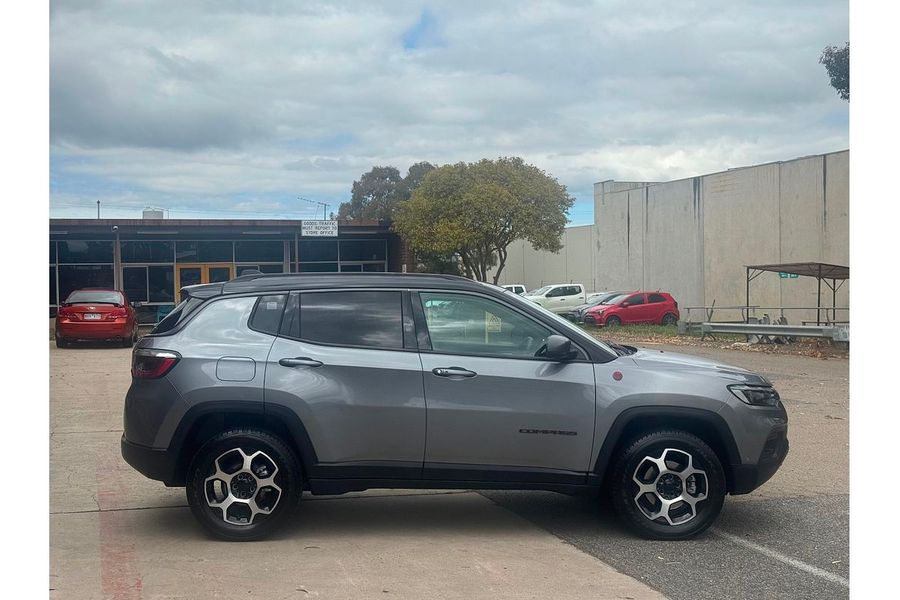 2023 Jeep Compass Trailhawk M6 Photo 5