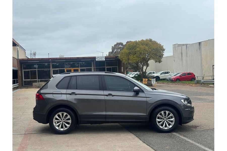 2016 Volkswagen Tiguan 110TSI Trendline 5N Photo 5