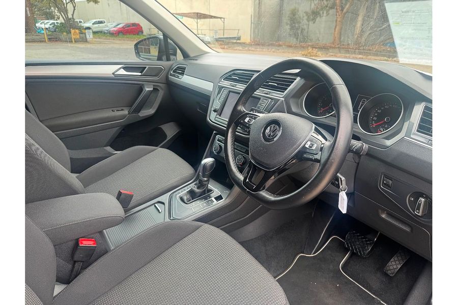 2016 Volkswagen Tiguan 110TSI Trendline 5N Photo 10