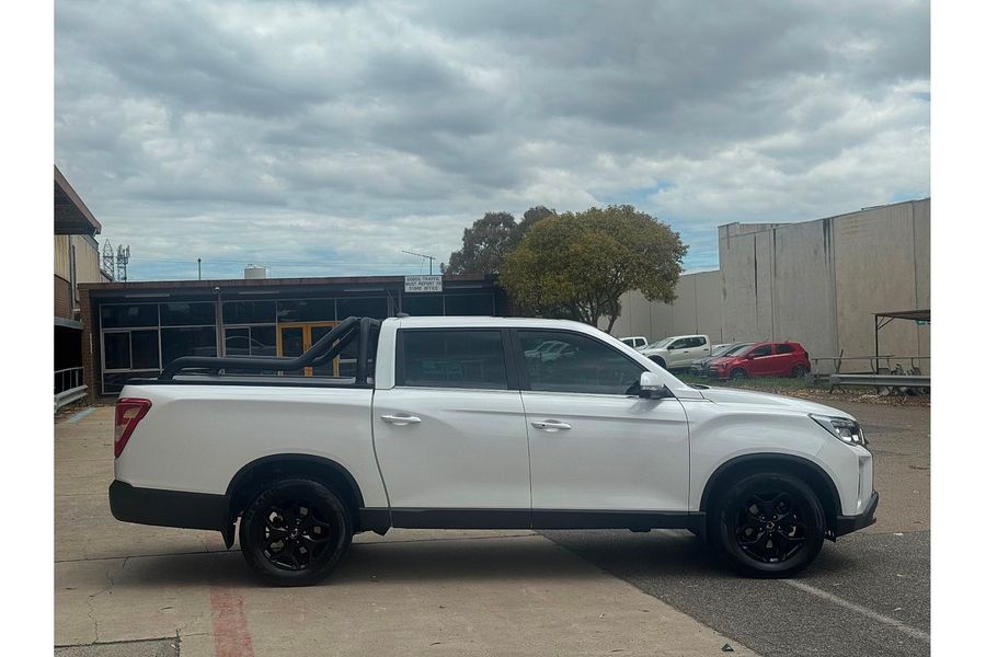 2022 SsangYong Musso Ultimate Q250 4X4 Photo 5