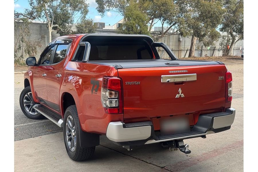 2019 Mitsubishi Triton Toby Price Edition MR 4X4 Photo 2