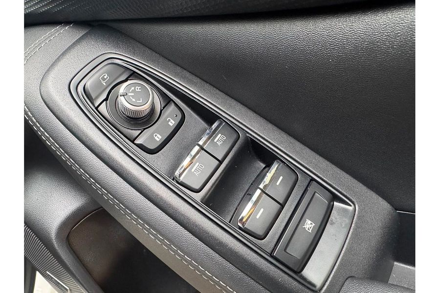2020 Subaru Forester Hybrid S S5 Photo 22