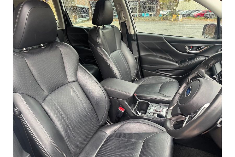 2020 Subaru Forester Hybrid S S5 Photo 13